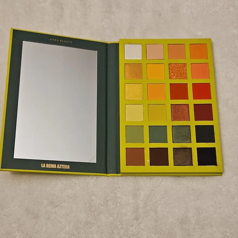 Kara Beauty La Reina Azteca Eyeshadow Palette Matte Shimmer Pressed Powder